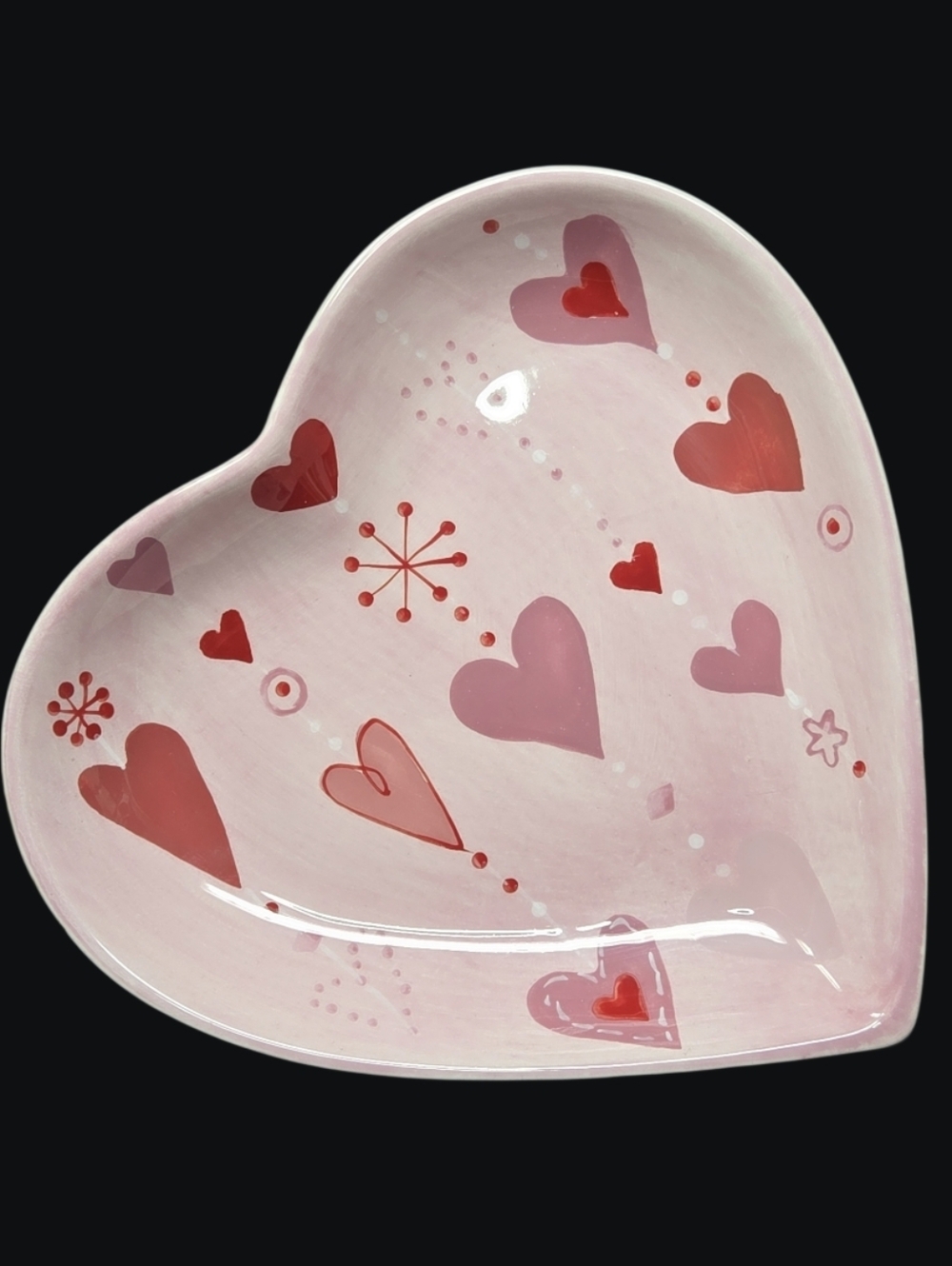 Pink And Red Heart Pattern Heart Shaped Ceramic Holiday Decor Plate